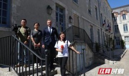 博乐网红吃瓜事件视频,揭秘网络舆论背后的真相